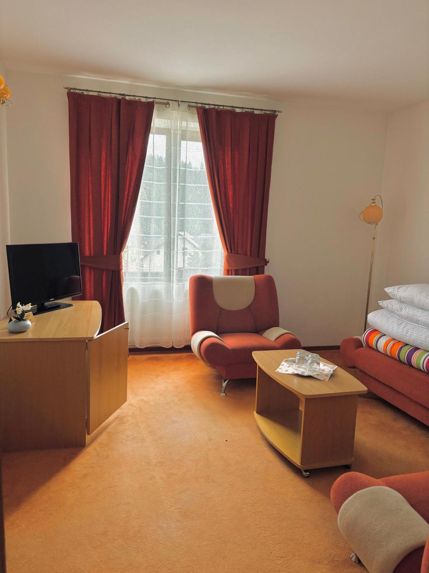 Pensiunea Atlantis Buşteni Exterior foto